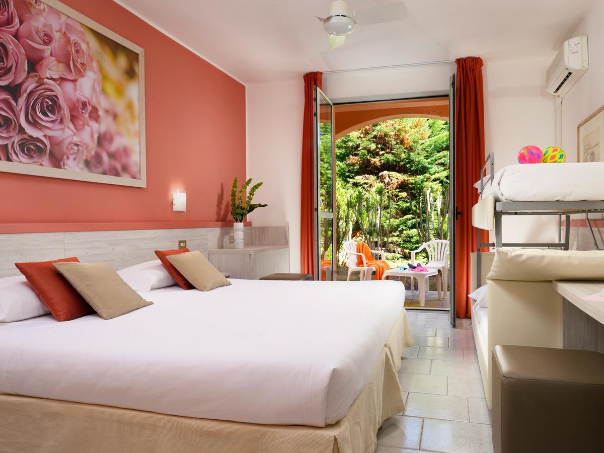 Garden Toscana Resort San Vincenzo Kültér fotó